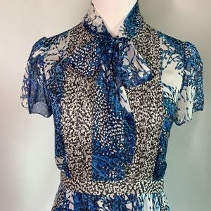 Beautiful authentic DVF dress in like new cond.!!